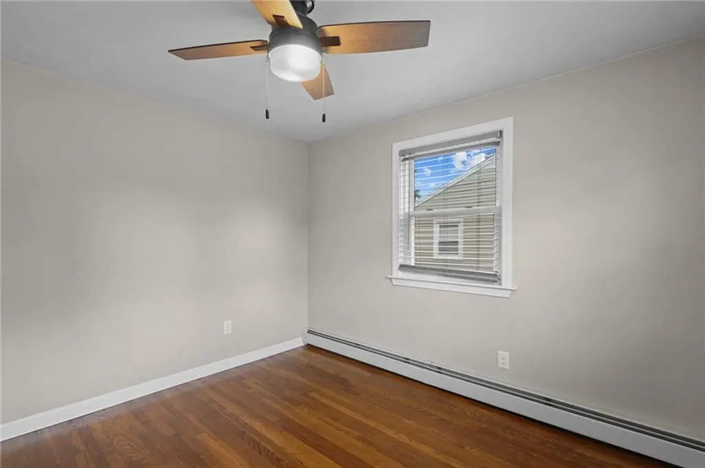 23 Yellowstone Avenue Warwick RI 02888