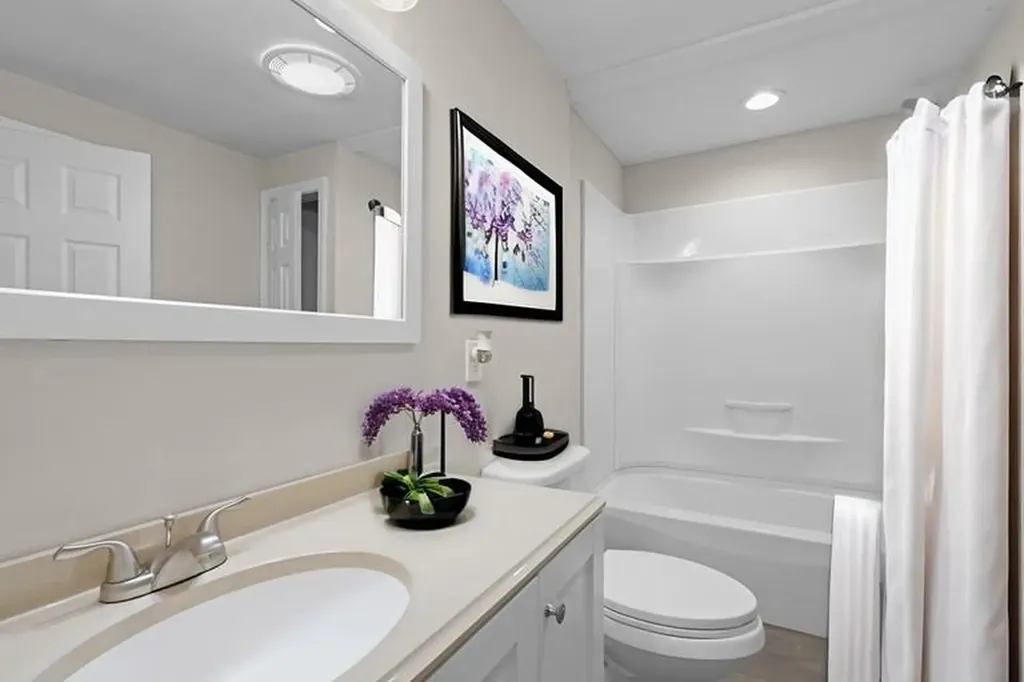 23 Yellowstone Avenue Warwick RI 02888