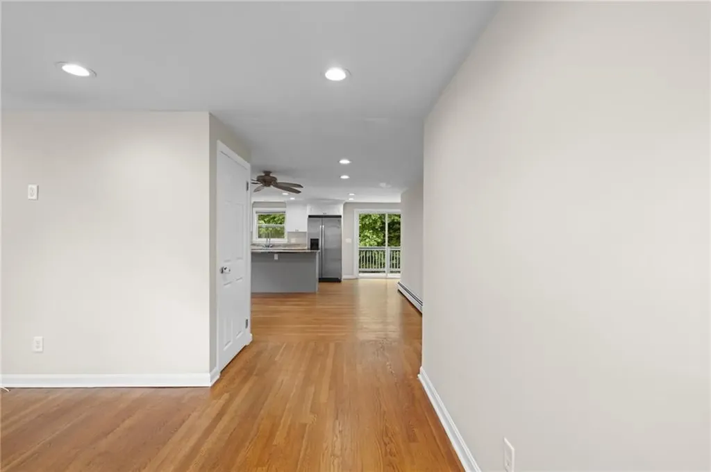 23 Yellowstone Avenue Warwick RI 02888