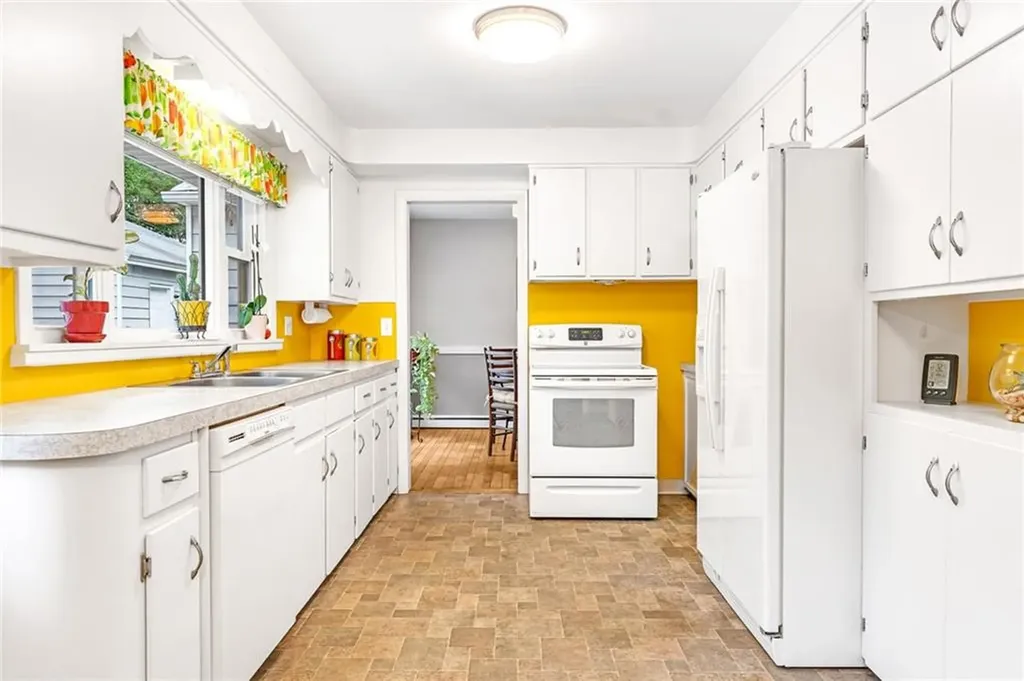 17 Hall Street West Warwick RI 02893
