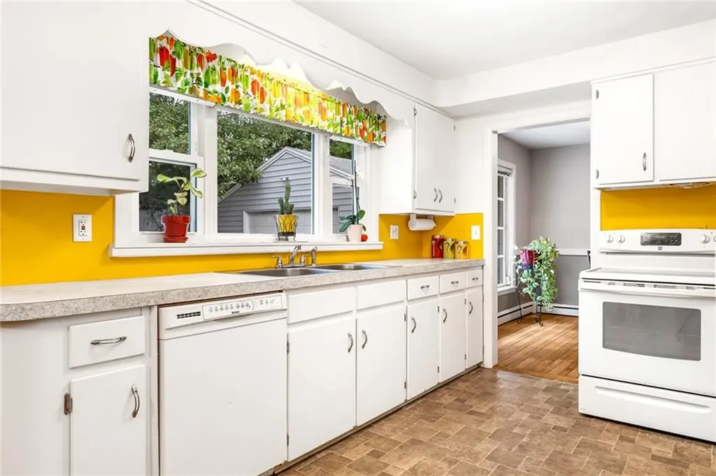17 Hall Street West Warwick RI 02893