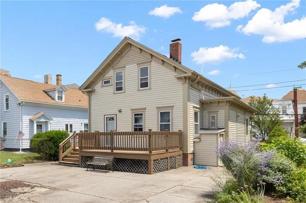 189 Dexter Street Providence RI 02907