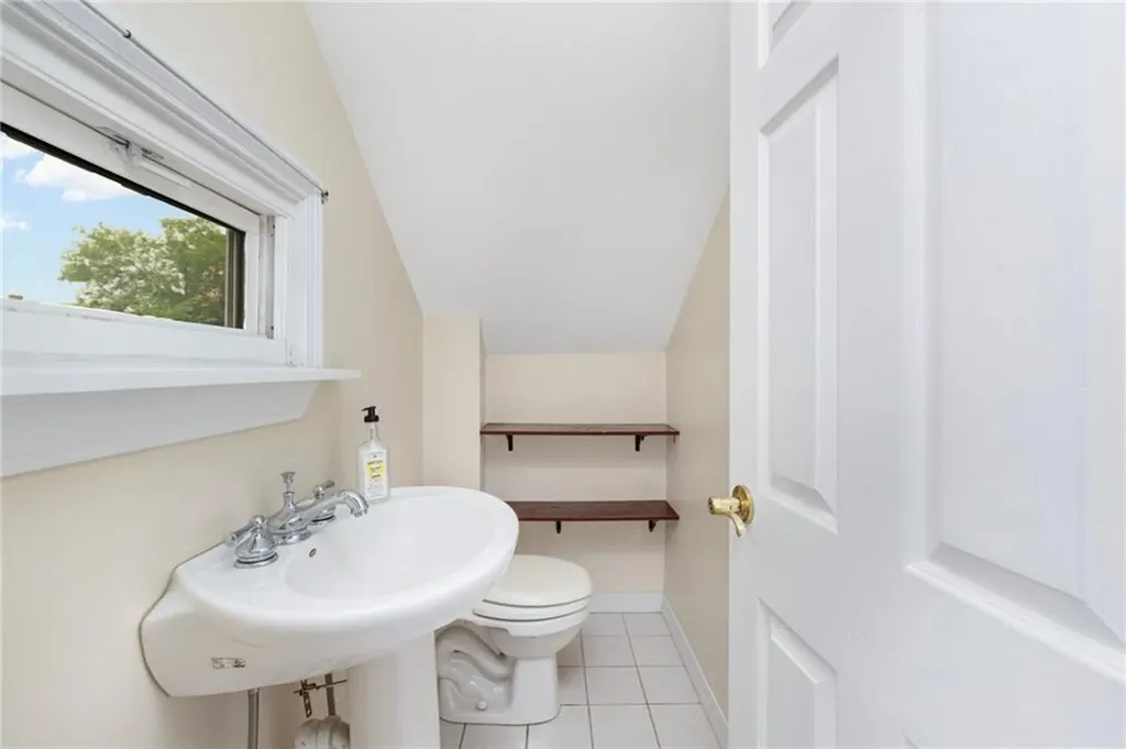 189 Dexter Street Providence RI 02907