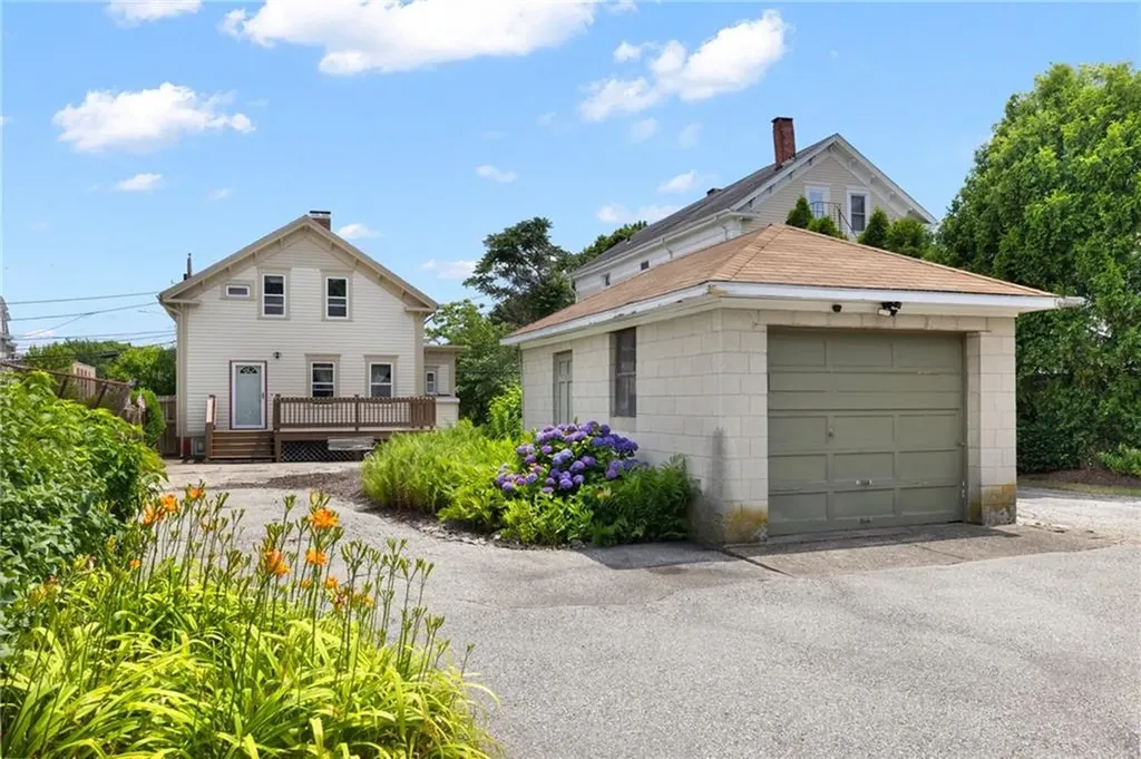 189 Dexter Street Providence RI 02907