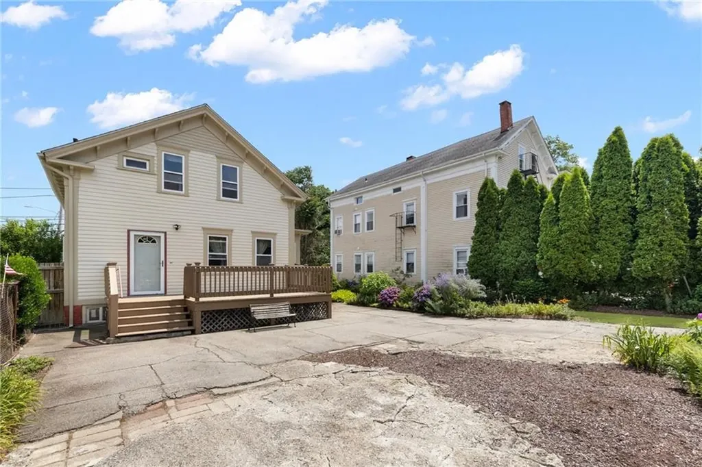 189 Dexter Street Providence RI 02907