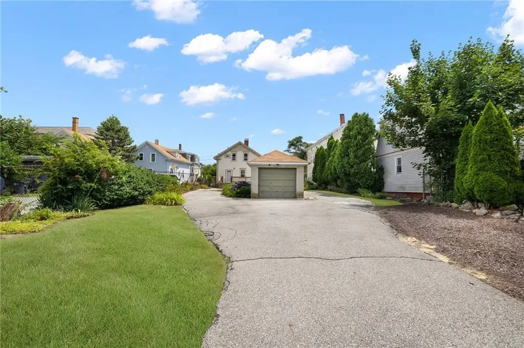 189 Dexter Street Providence RI 02907