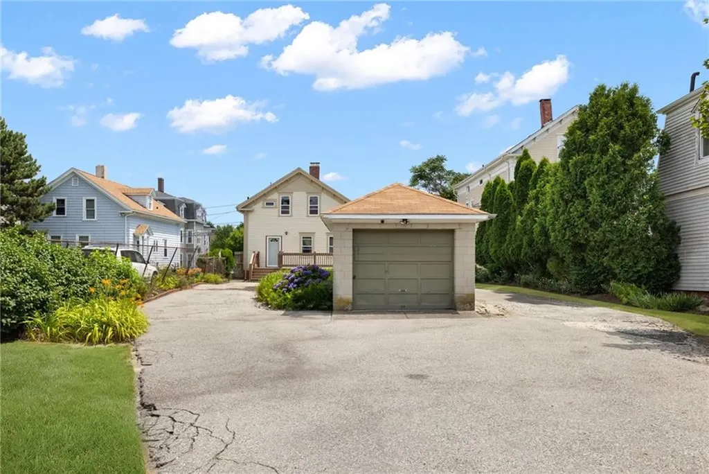189 Dexter Street Providence RI 02907