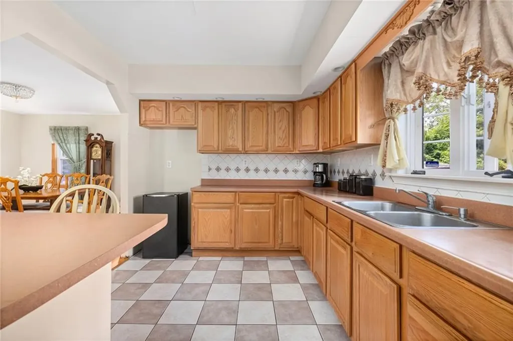 189 Dexter Street Providence RI 02907