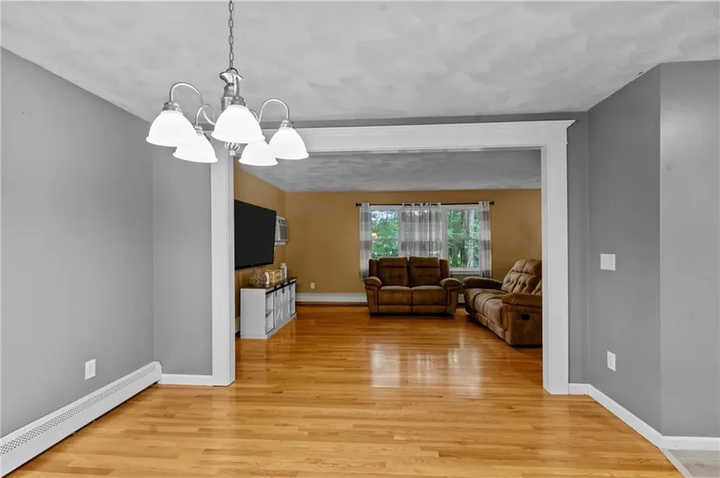 5 Boswell Trail Foster RI 02825