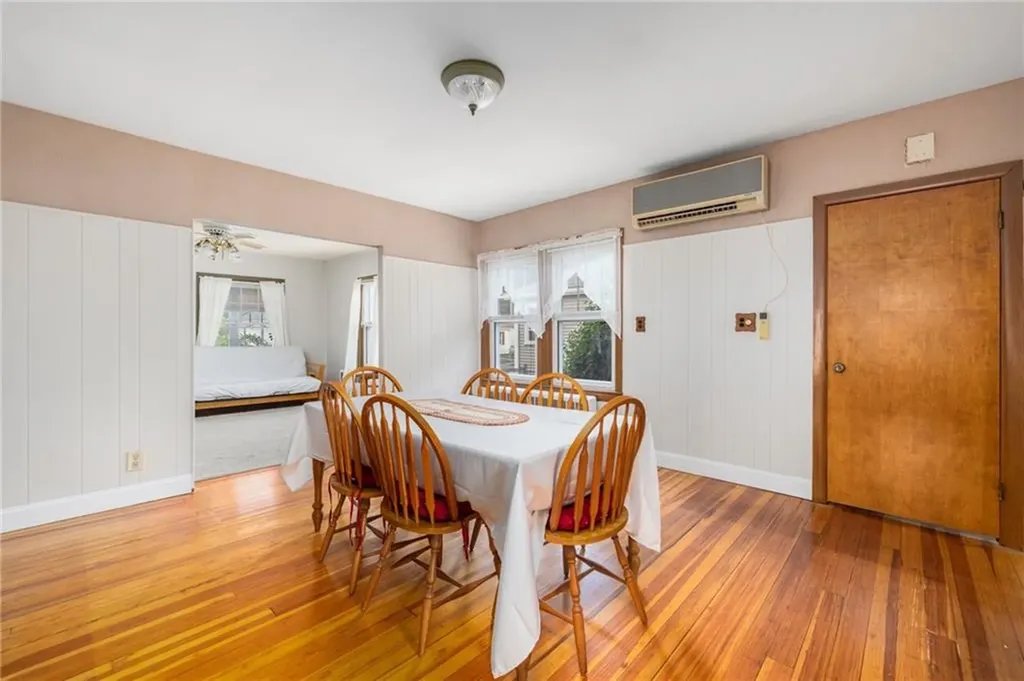 58 Dorman Avenue North Providence RI 02904
