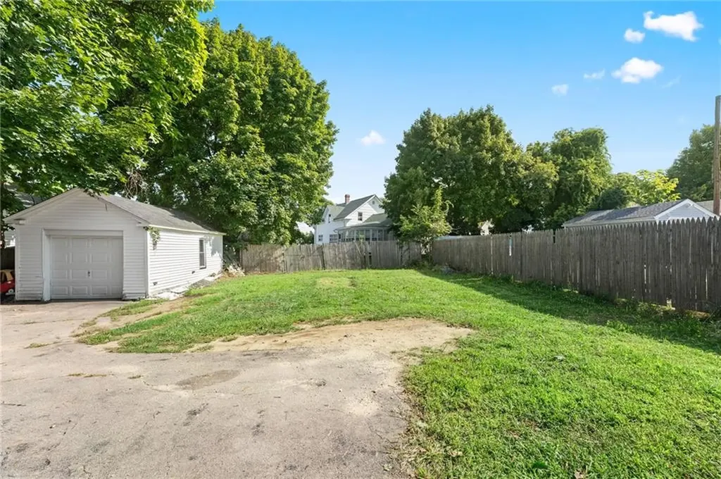 160 Crawford Street Woonsocket RI 02895