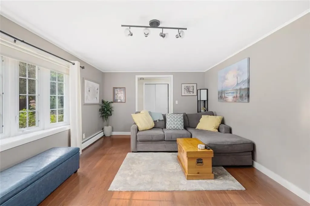 70 Broadbent Street Warwick RI 02886