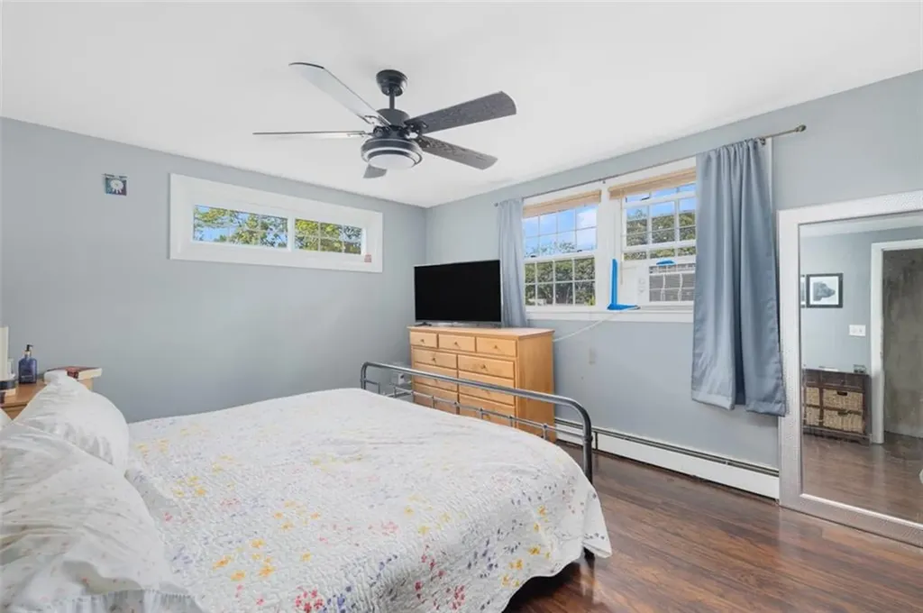 70 Broadbent Street Warwick RI 02886