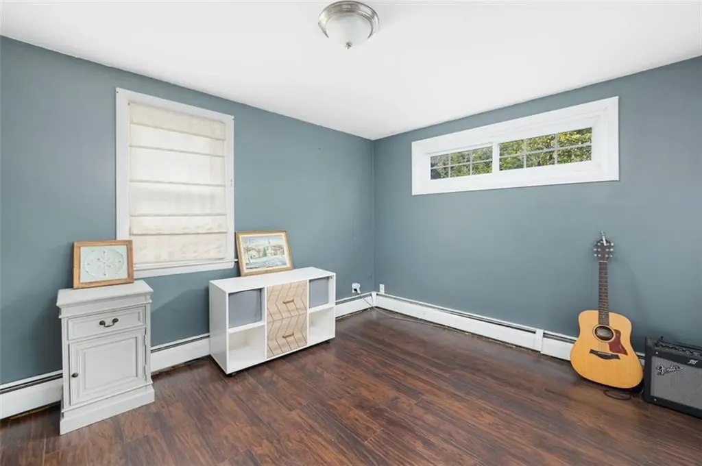 70 Broadbent Street Warwick RI 02886