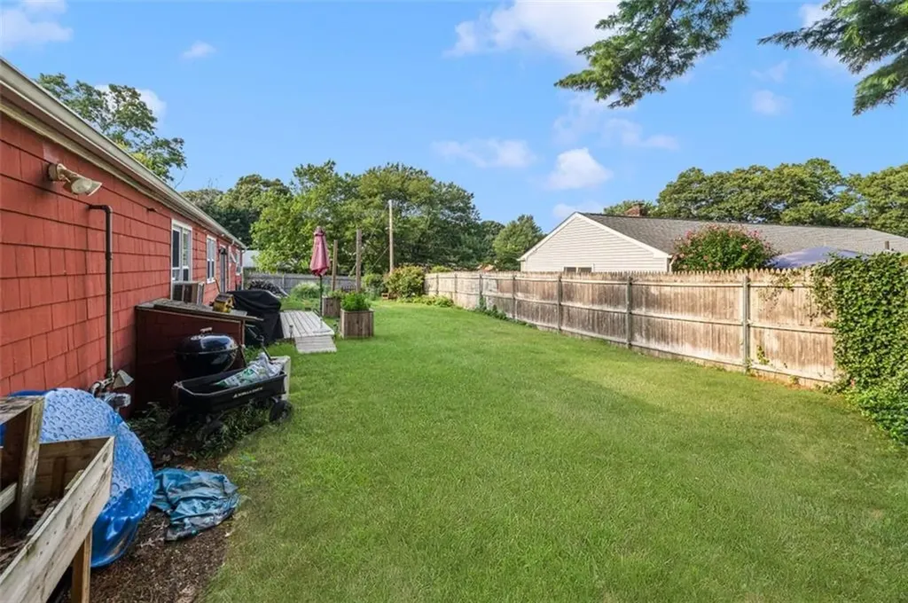 70 Broadbent Street Warwick RI 02886