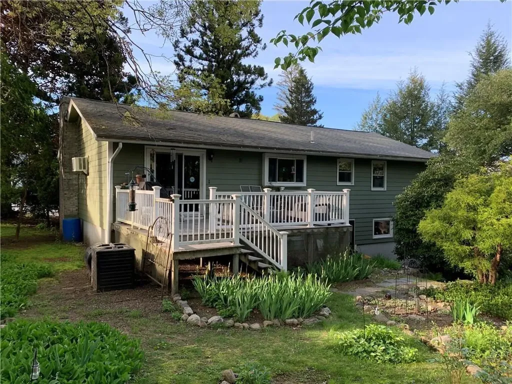 18 Barbato Drive Johnston RI 02919