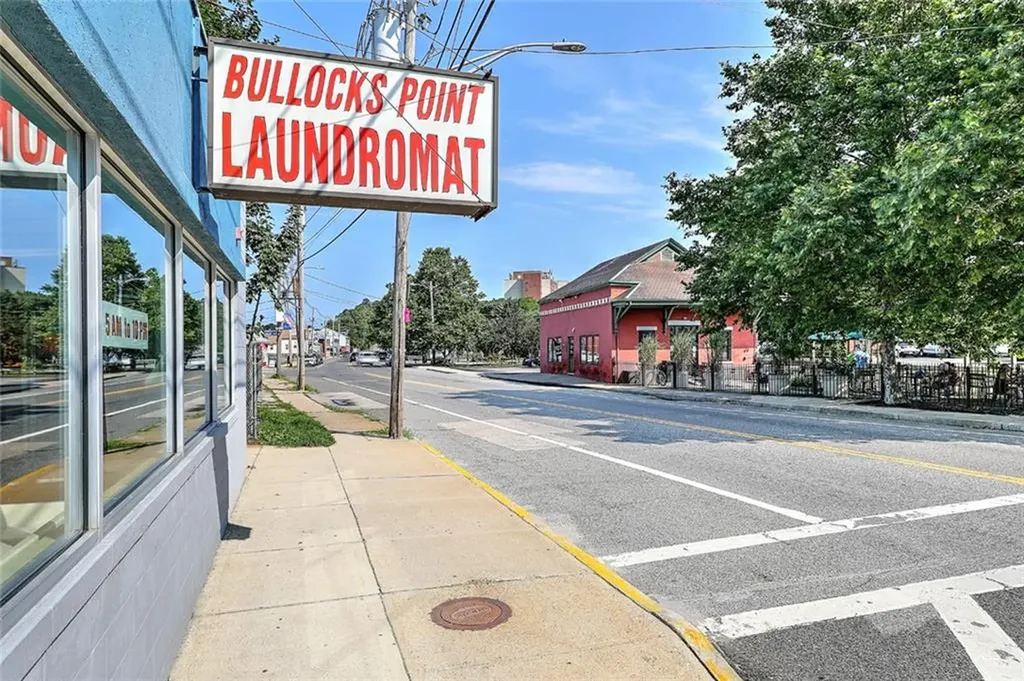 257 Bullocks Point Avenue East Providence RI 02915