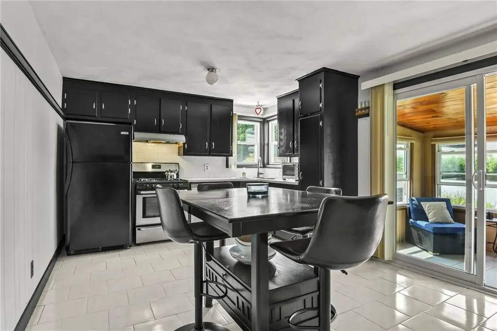 43 Dix Avenue Johnston RI 02919