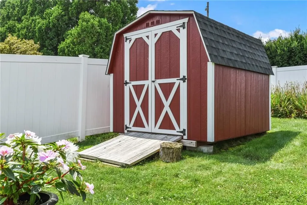 43 Dix Avenue Johnston RI 02919
