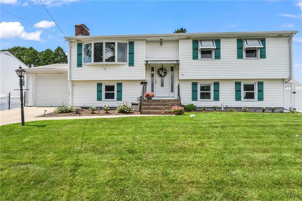 43 Dix Avenue Johnston RI 02919