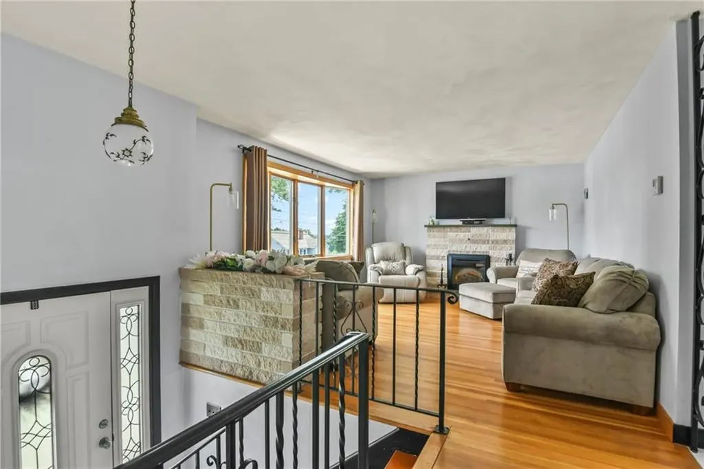 43 Dix Avenue Johnston RI 02919