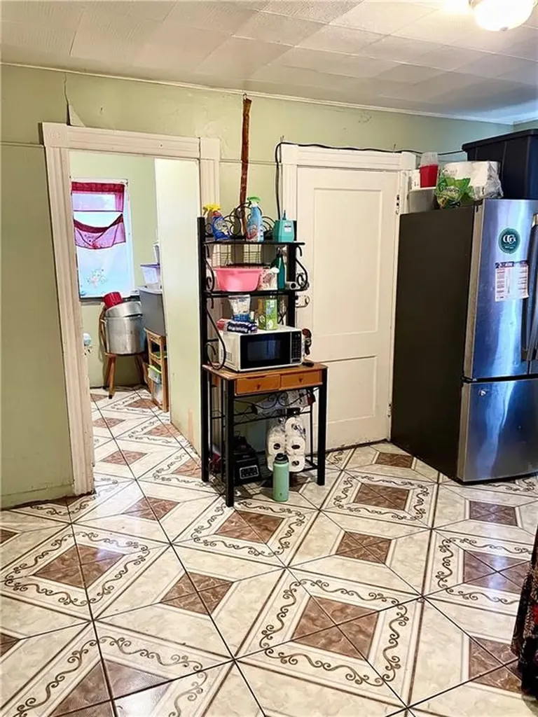 56 Linwood Avenue Providence RI 02909