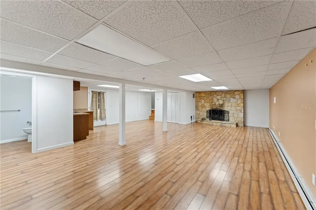 132 Avenue B Woonsocket RI 02895