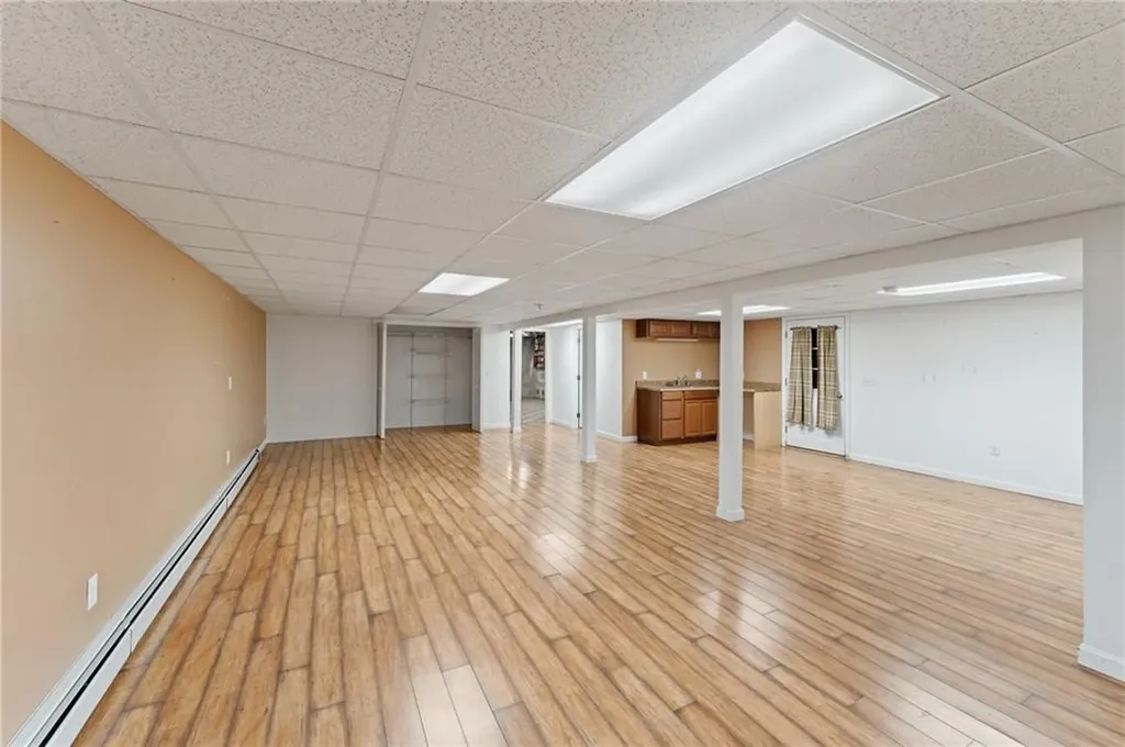 132 Avenue B Woonsocket RI 02895