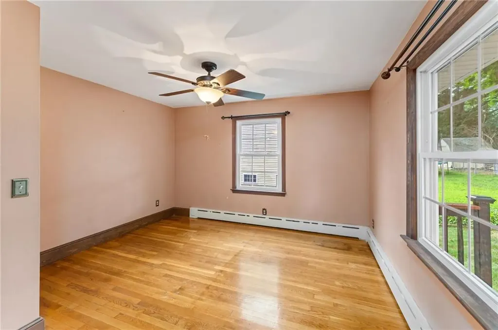 132 Avenue B Woonsocket RI 02895