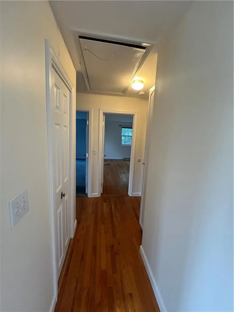 4 White Cap Road Narragansett RI 02882
