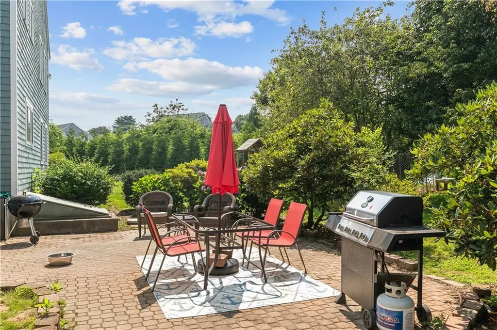 192 Spring Hill Road Portsmouth RI 02871