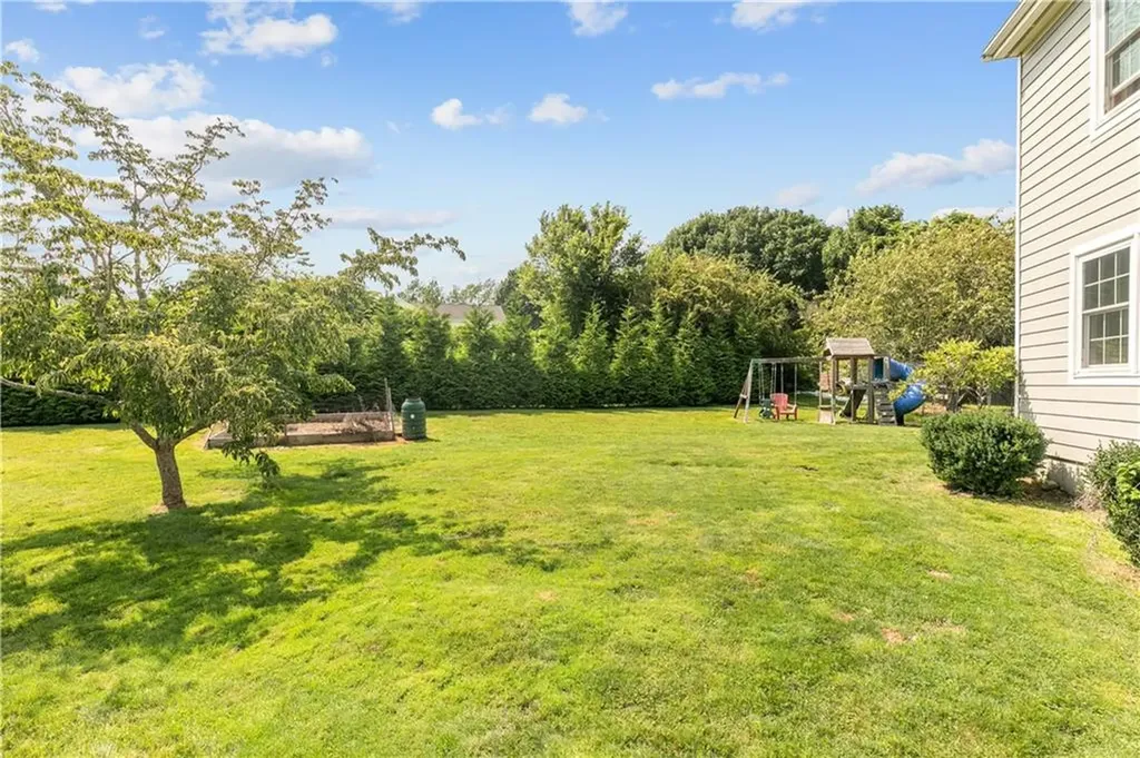 192 Spring Hill Road Portsmouth RI 02871
