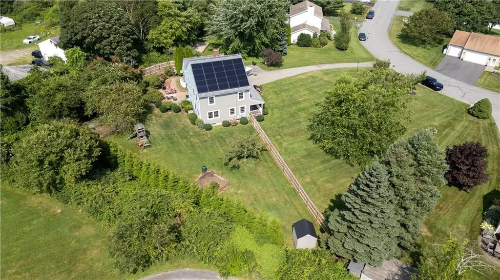 192 Spring Hill Road Portsmouth RI 02871