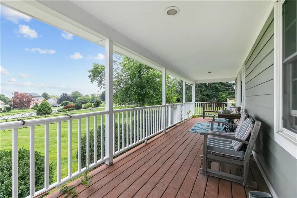 192 Spring Hill Road Portsmouth RI 02871