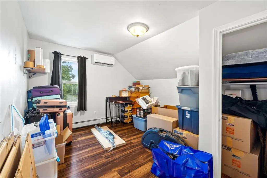 23 Earl Street West Warwick RI 02893