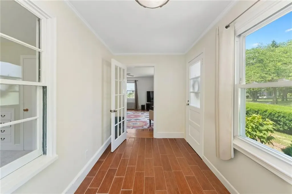 118 Beach Road Bristol RI 02809