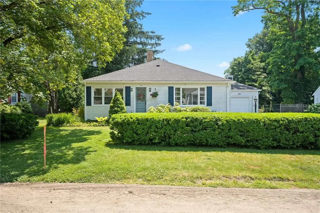 118 Beach Road Bristol RI 02809