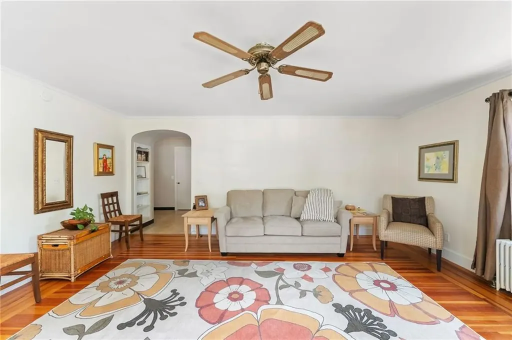 118 Beach Road Bristol RI 02809