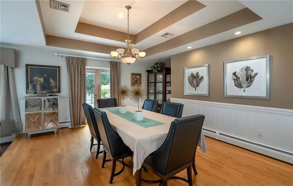 18 Heritage Drive Lincoln RI 02865