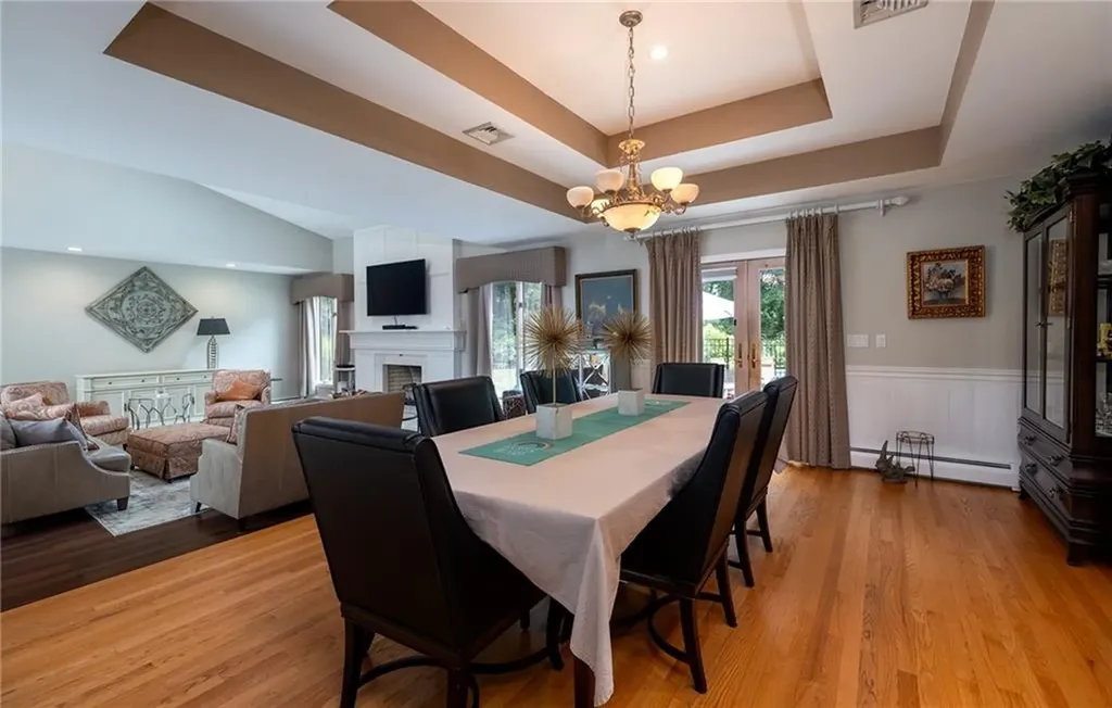18 Heritage Drive Lincoln RI 02865