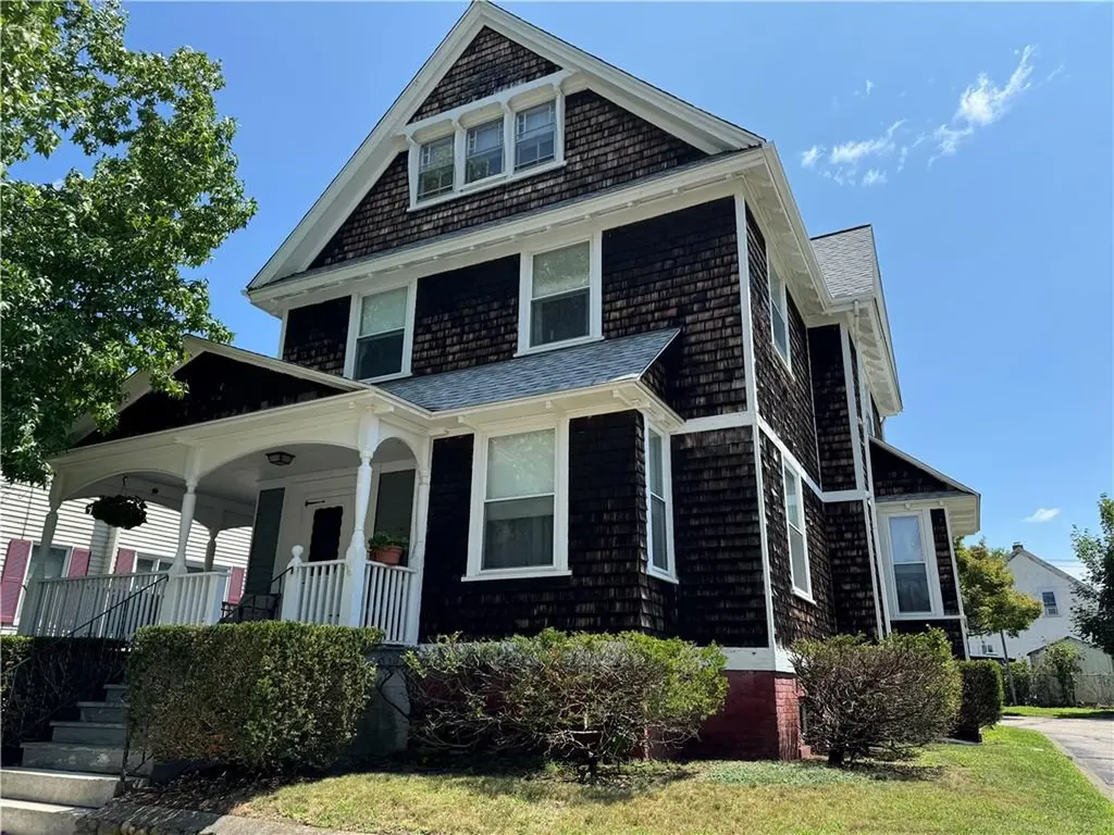 75 Anthony Street East Providence RI 02914