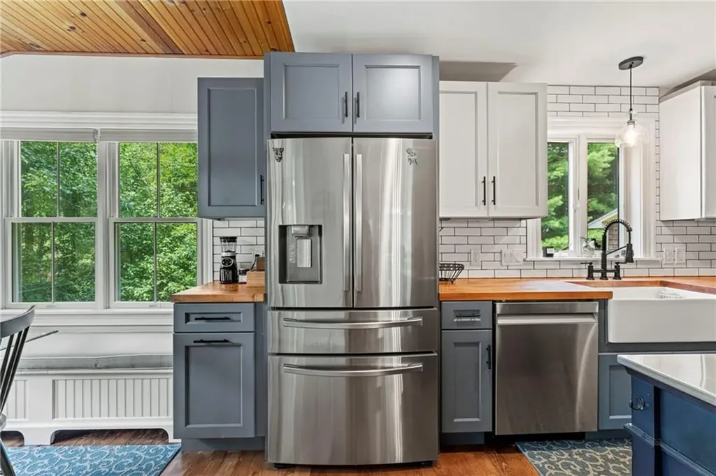 50 Ridge Drive Exeter RI 02822