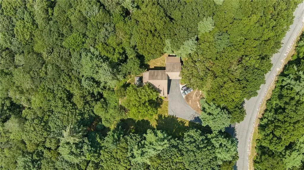50 Ridge Drive Exeter RI 02822