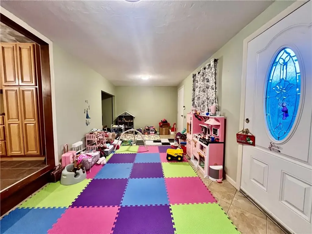 155 Clark Avenue Cranston RI 02920