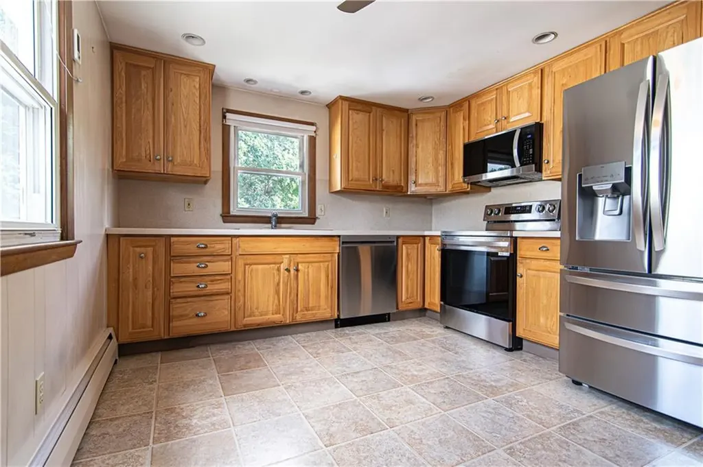 121 Brookdale Boulevard Pawtucket RI 02861