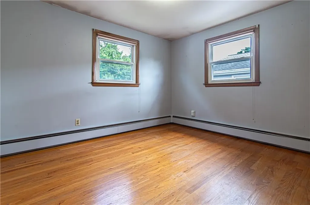 121 Brookdale Boulevard Pawtucket RI 02861