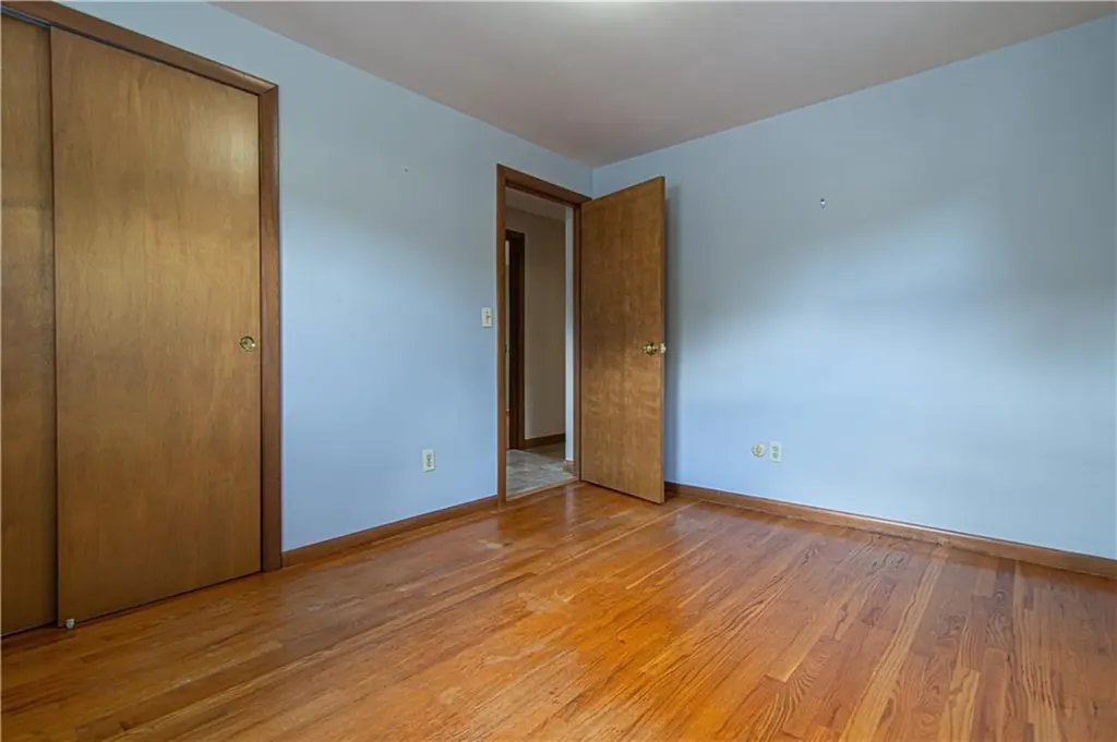 121 Brookdale Boulevard Pawtucket RI 02861