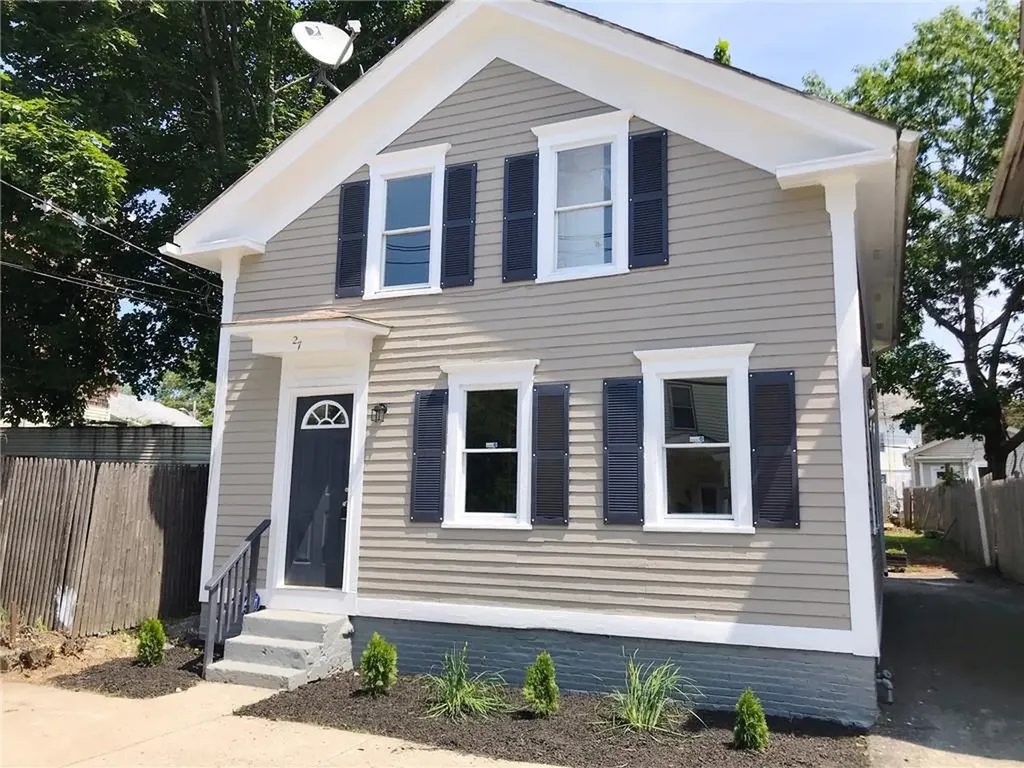 27 Unit Street Providence RI 02909
