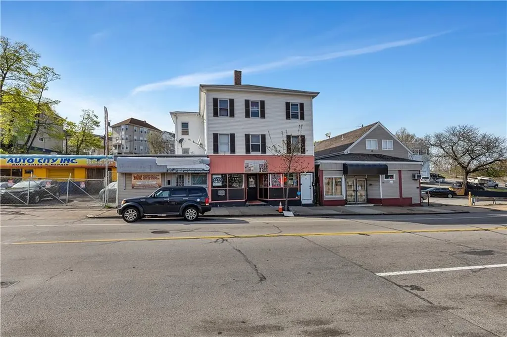 217 223 Plainfield Street Providence RI 02909