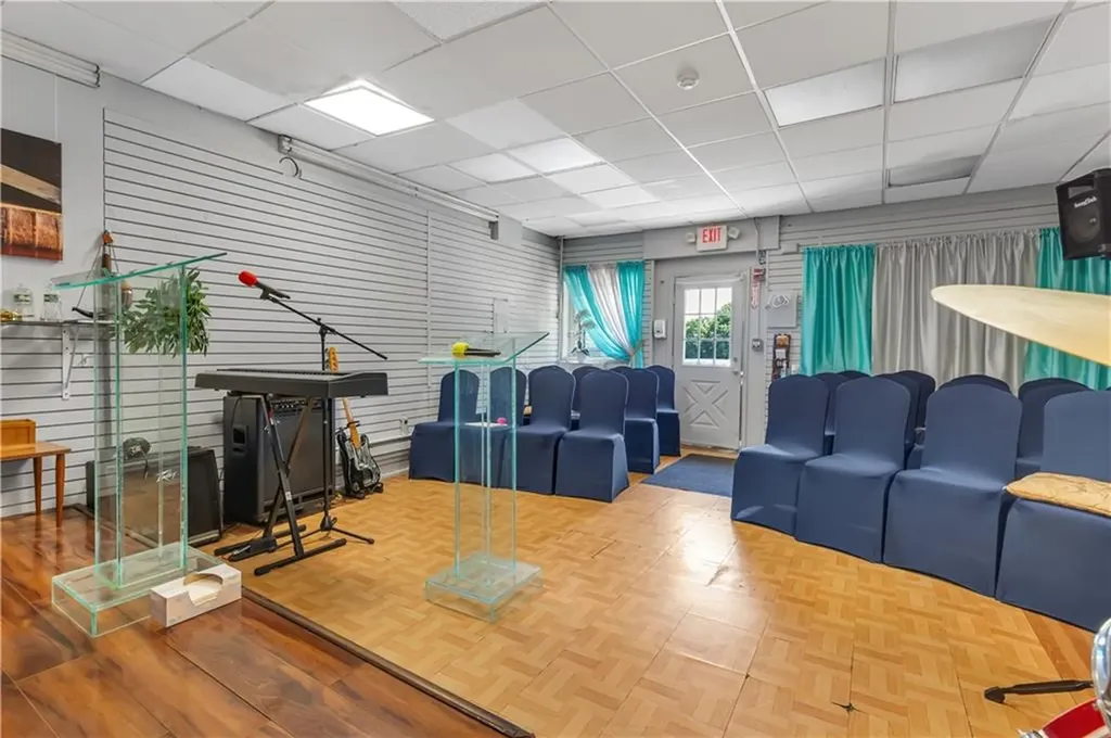217 223 Plainfield Street Providence RI 02909
